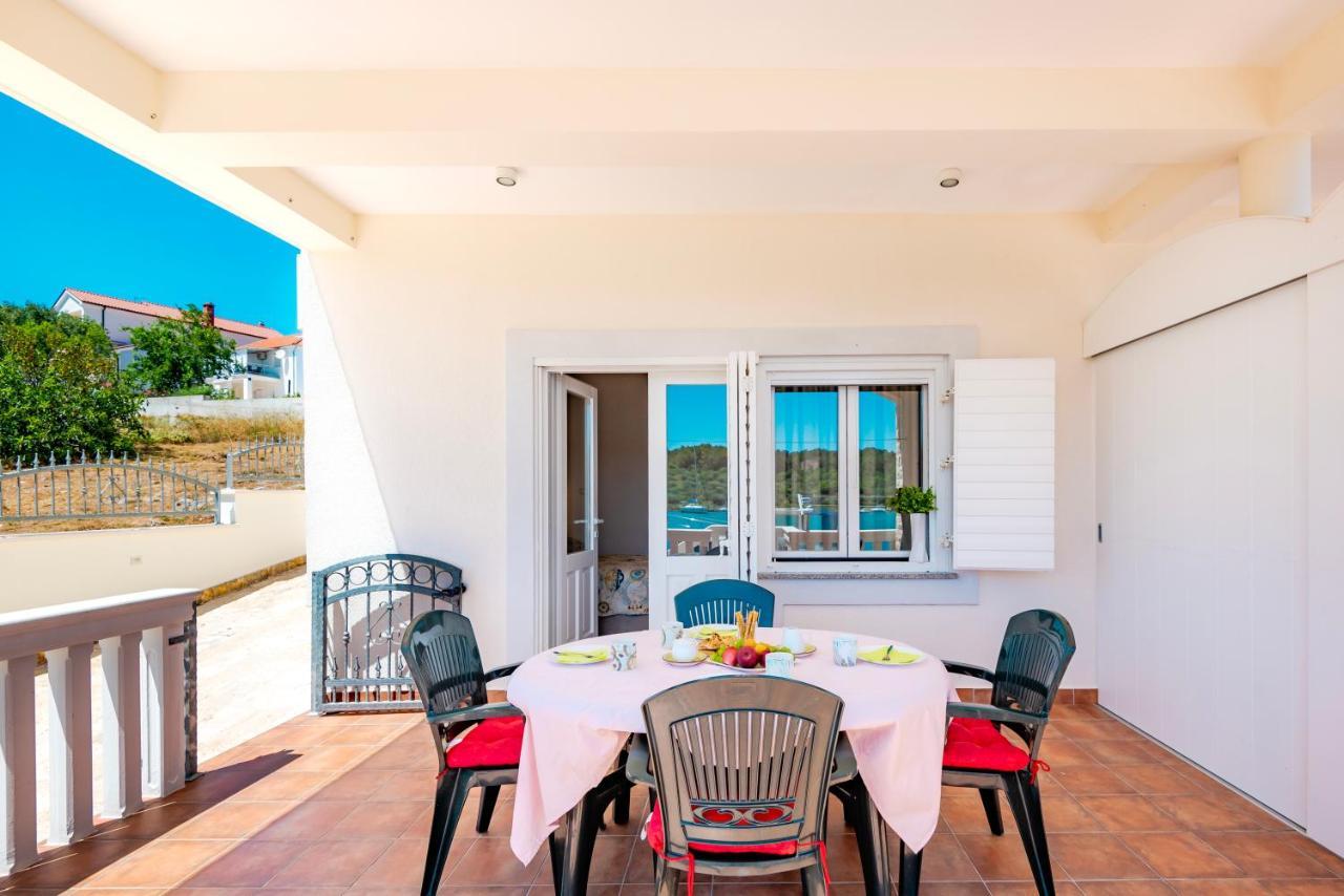 Apartment Bilice Beach Екстериор снимка