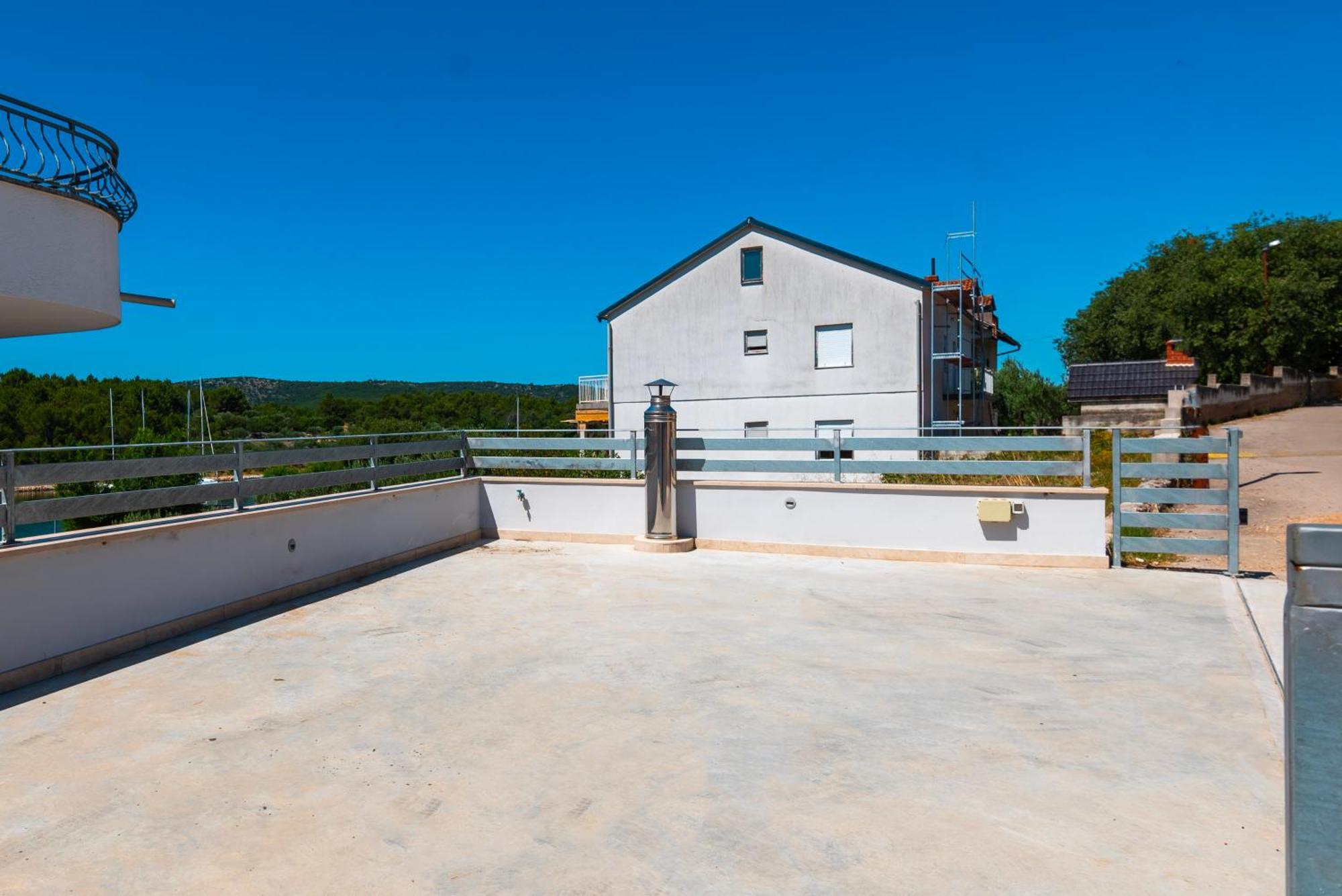 Apartment Bilice Beach Екстериор снимка